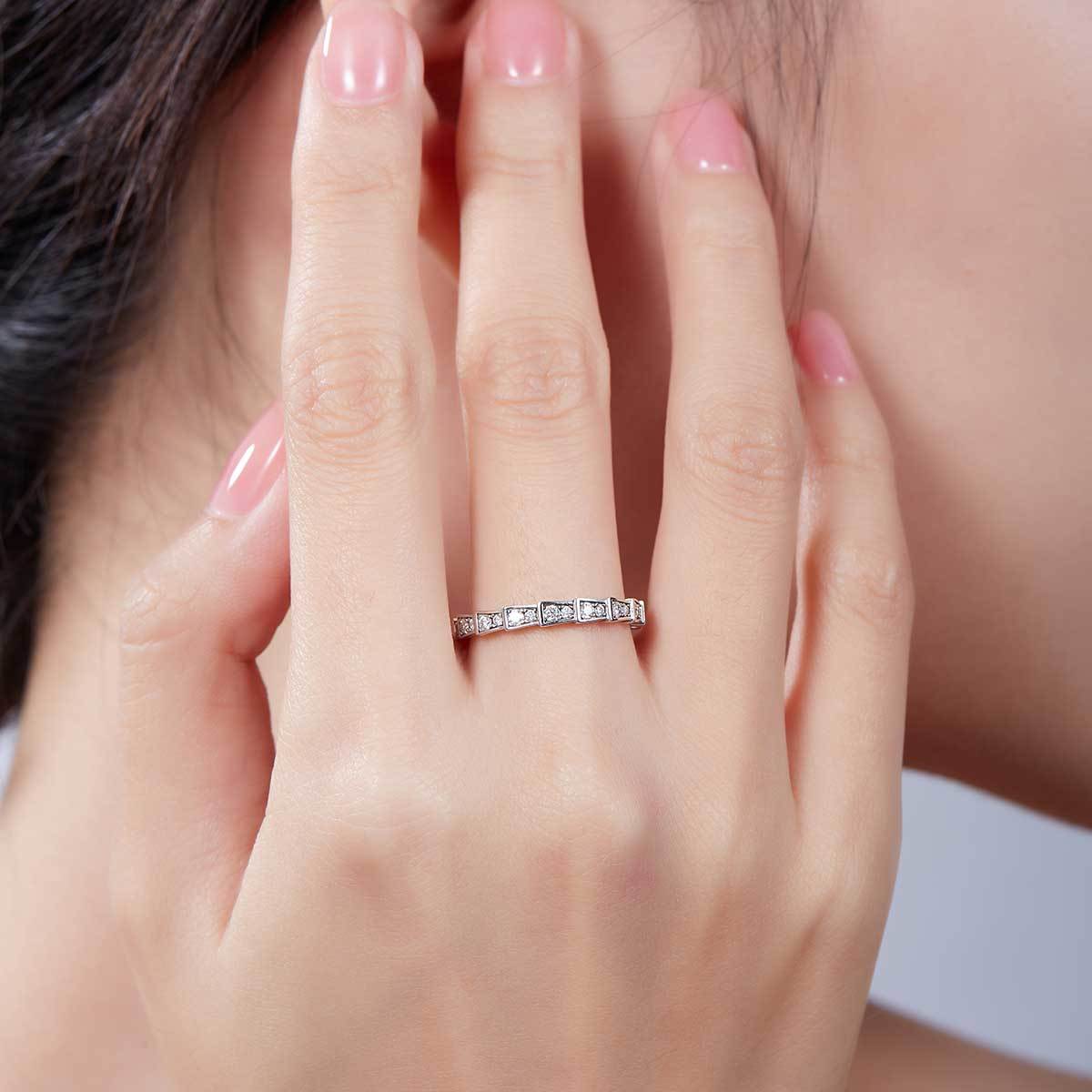 Mechanical snake S925 silver plated platinum Moissanite 50 points D-grade